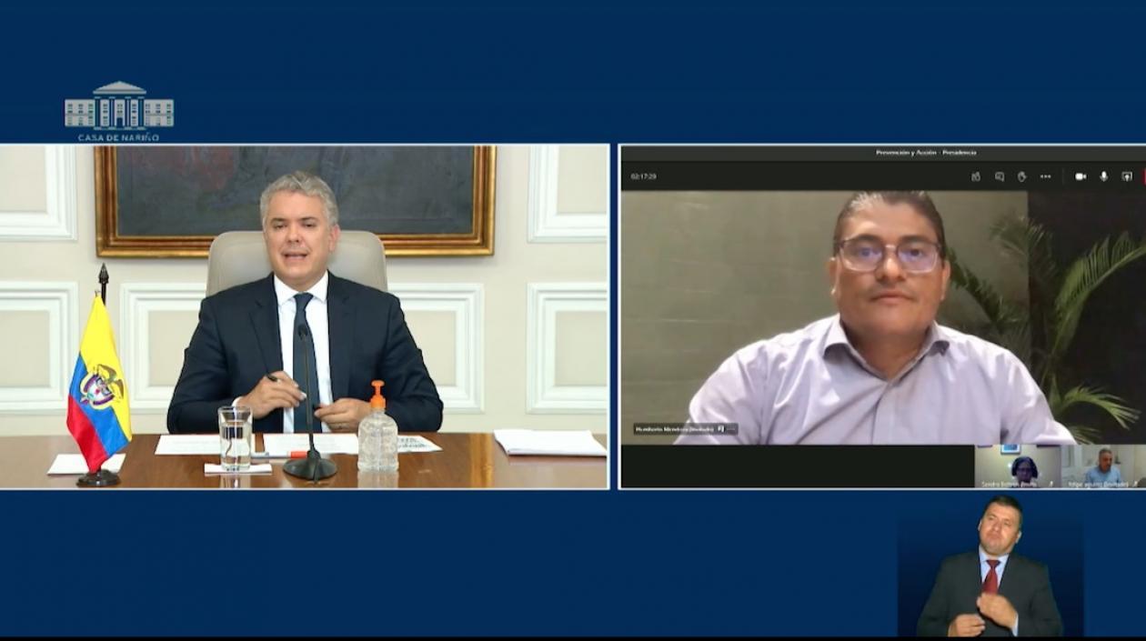 El Secretario de Salud, Humberto Mendoza, interviniendo en el programa presidencial.