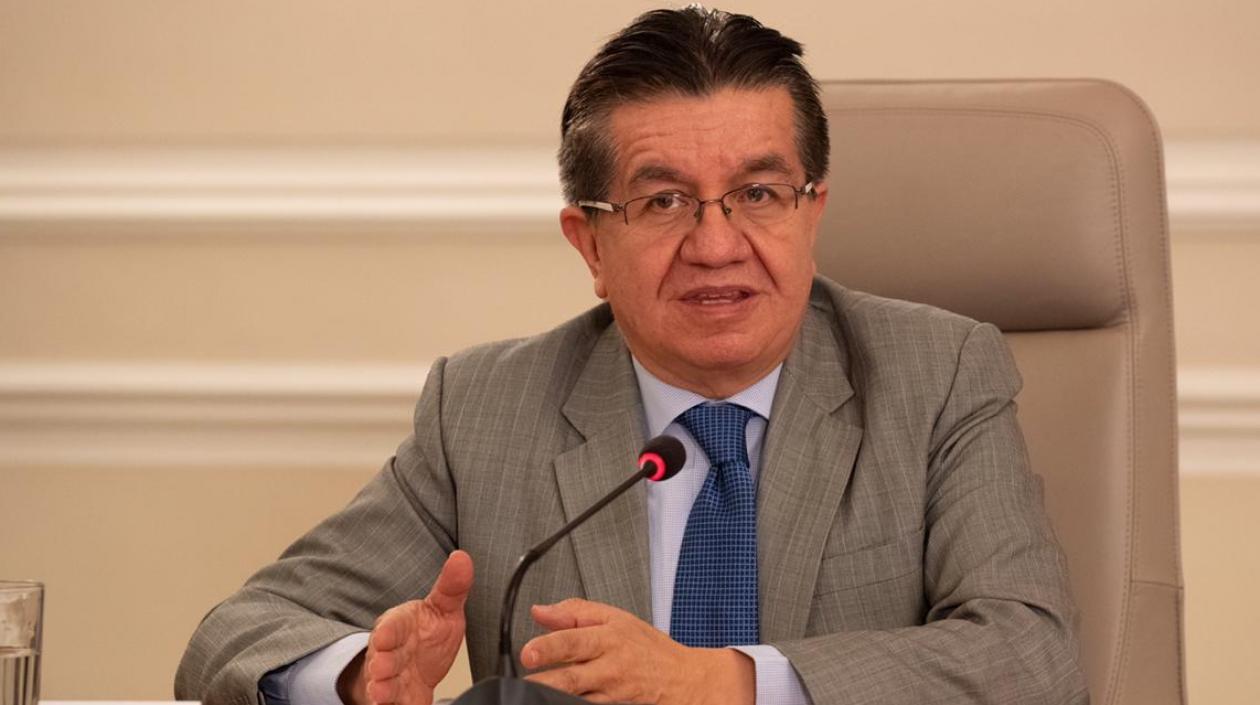 Fernando Ruiz, ministro de Salud.