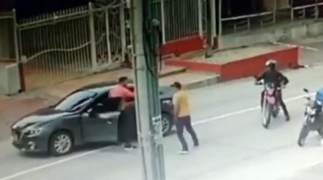 Momento en que se presentó el atraco. 