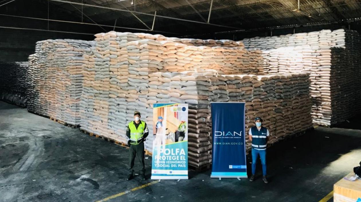 Azúcar de contrabando decomisada en la capital del Atlántico.