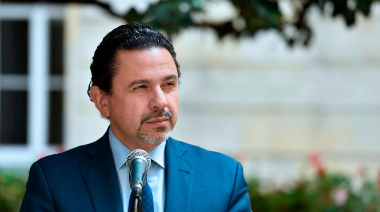 Miguel Ceballos, Alto Comisionado de Paz.