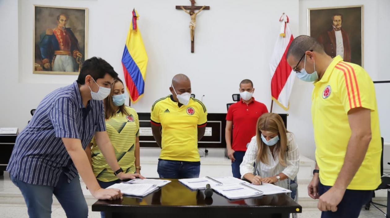 La gobernadora Elsa Noguera en la Asamblea Departamental. 