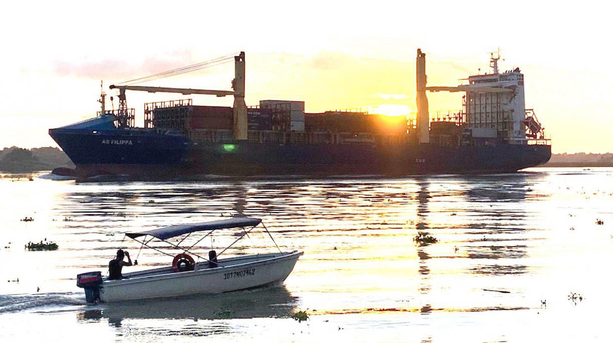 Este año el calado no ha llegado a los prometidos 10 pies. Fracaso total.