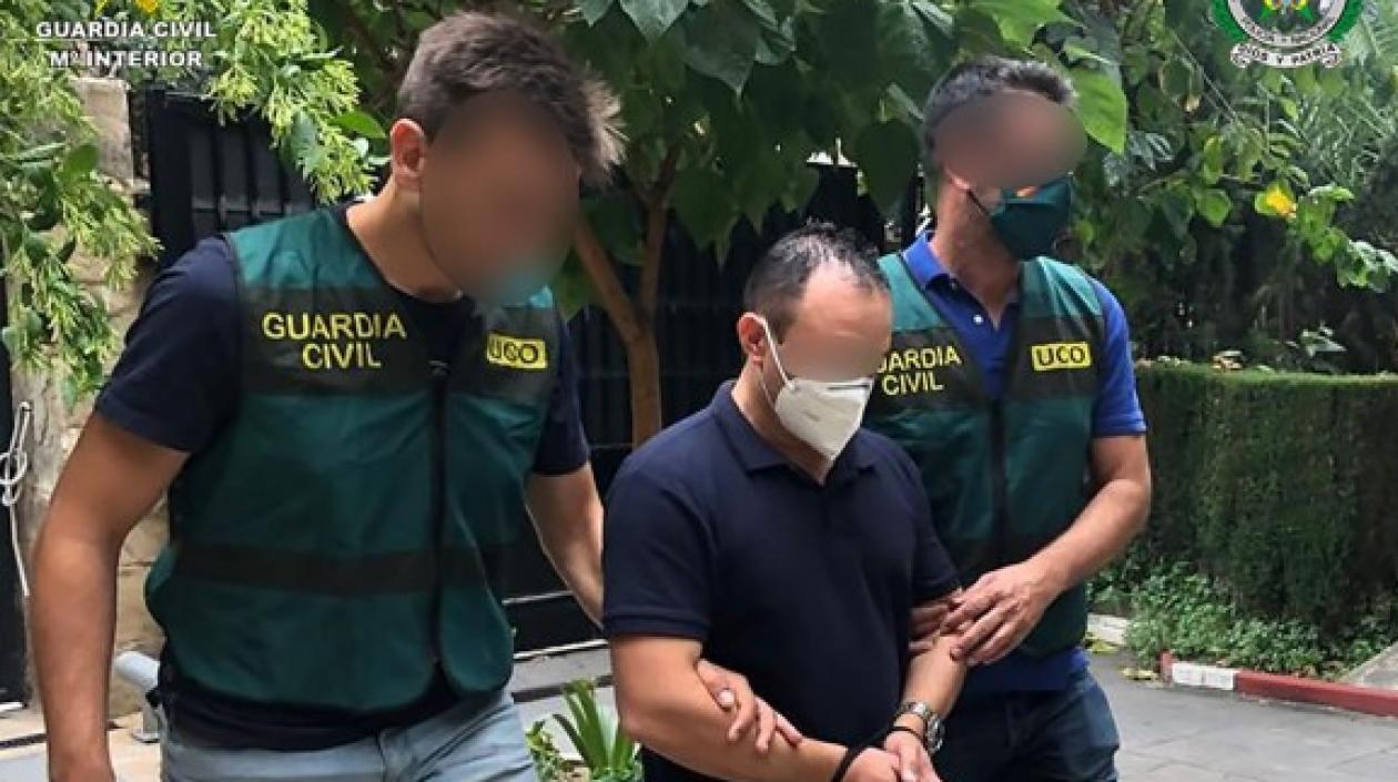 Arresto de la Guardia Civil al expolicía colombiano buscado por homicidio.