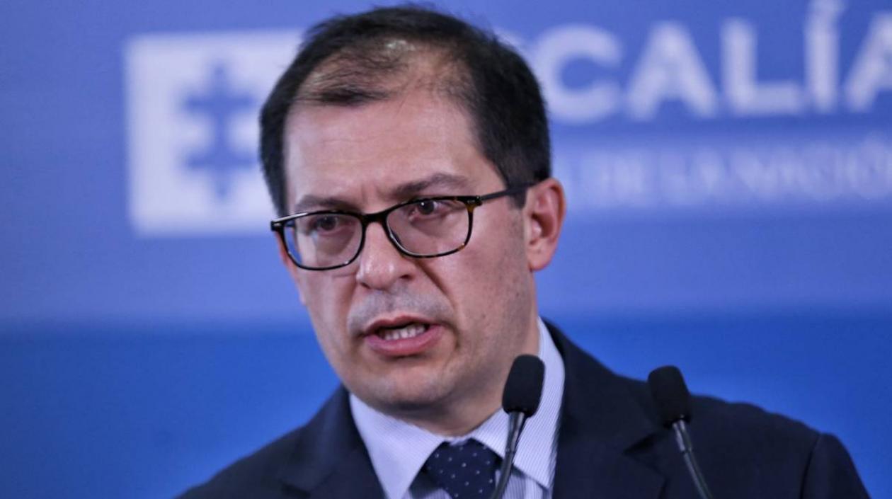 Fiscal Francisco Barbosa se recupera del Covid-19.