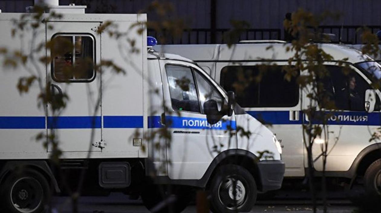 Las ambulancias trasladaron a tres mujeres heridas a hospitales.