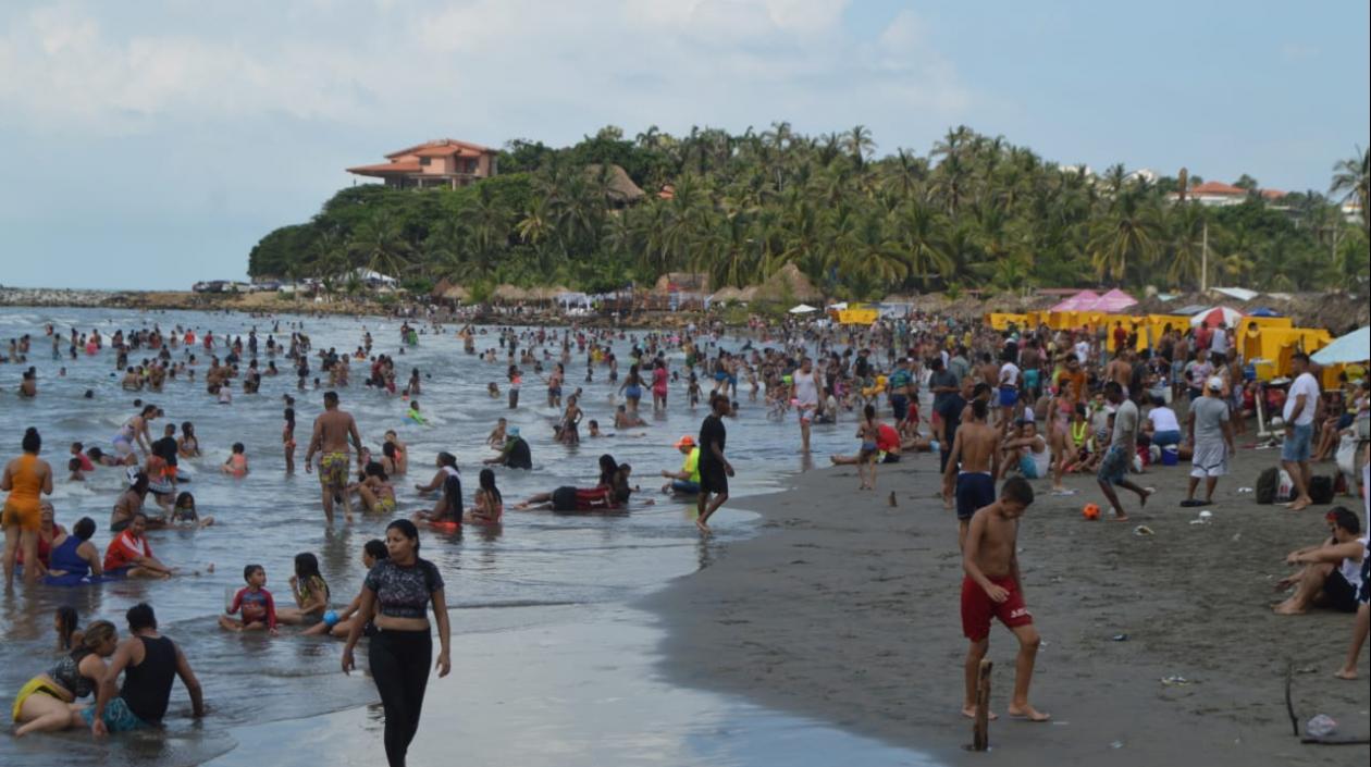 Las aglomeraciones en las playas fueron evidentes. 