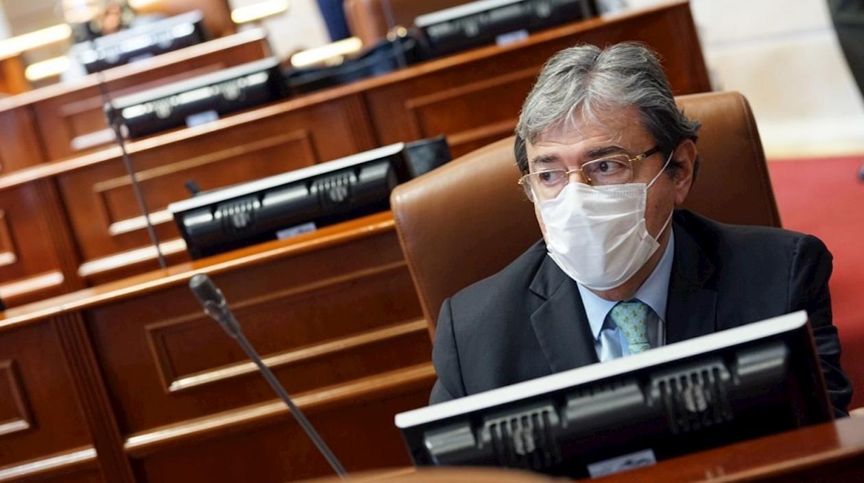 Ministro de Defensa, Carlos Holmes Trujillo