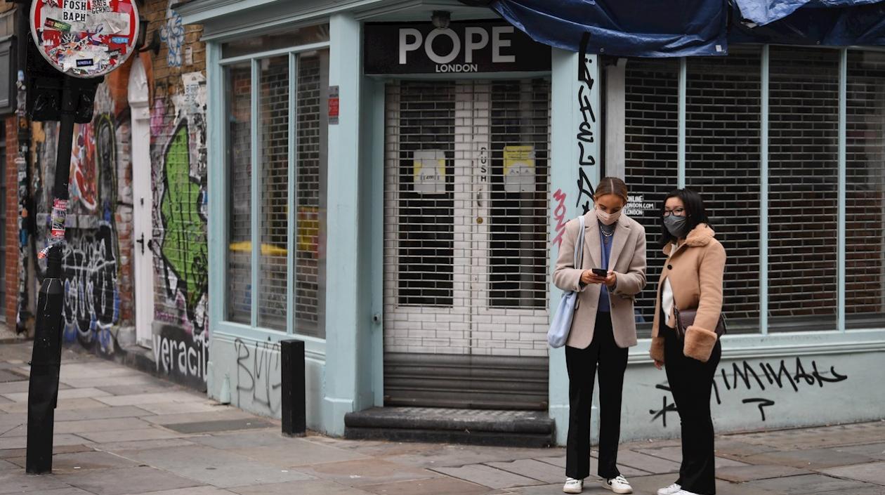 En Reino Unido sigue el contagio alto del Covid-19.