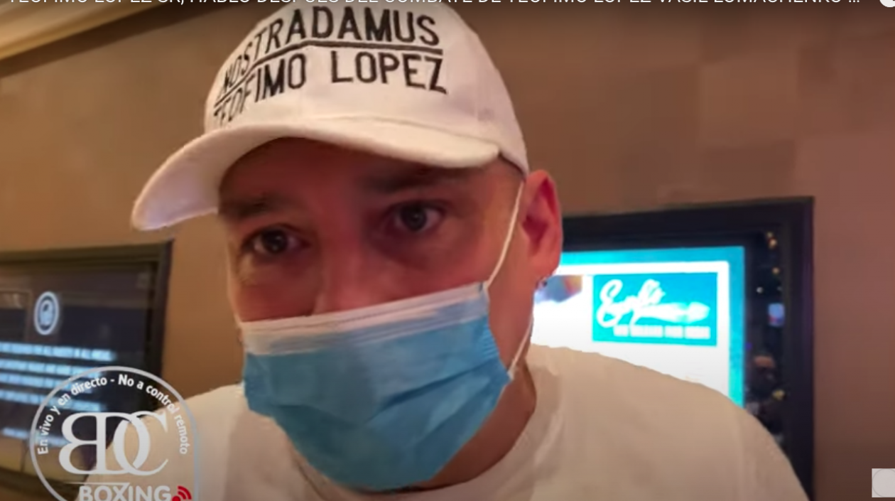 El entrenador Teofimo López Sr.