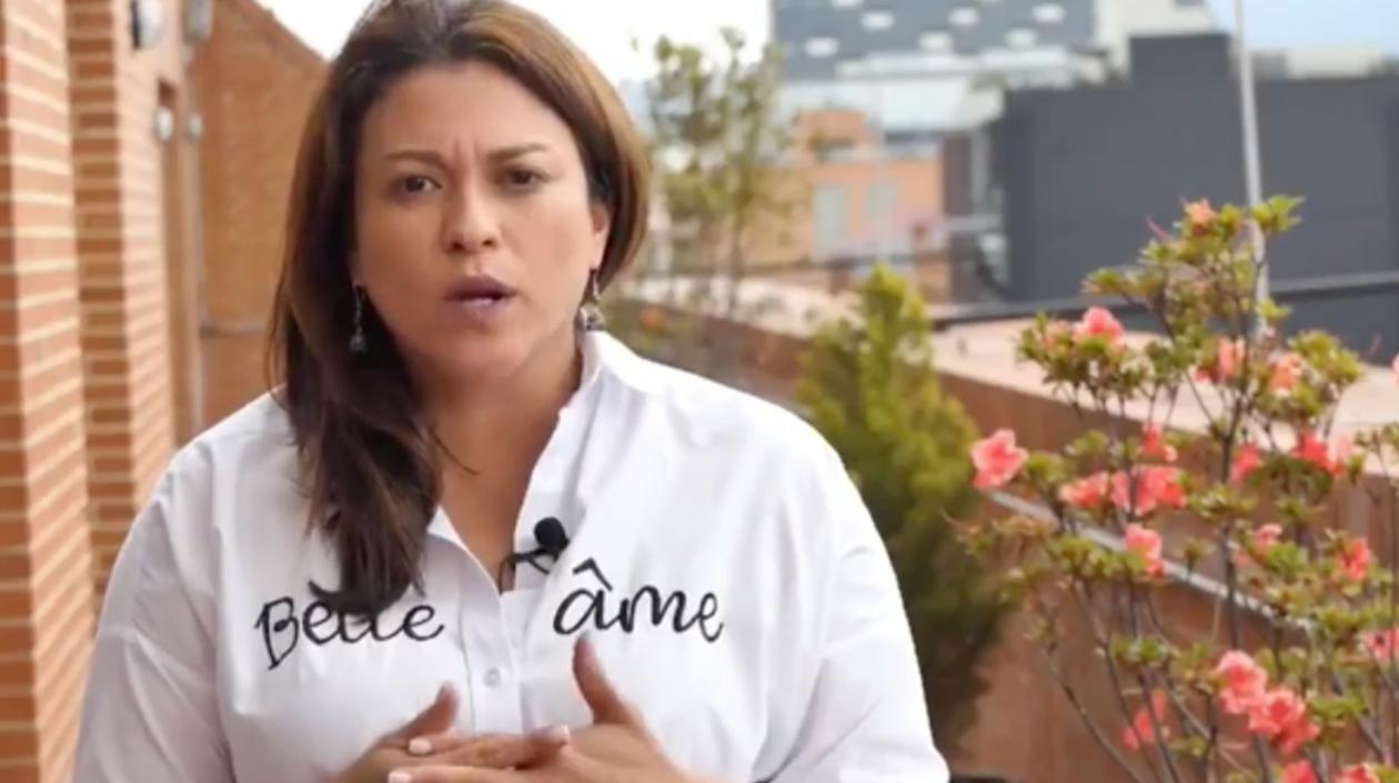 Natasha Avendaño, Superintendente de Servicios Públicos.