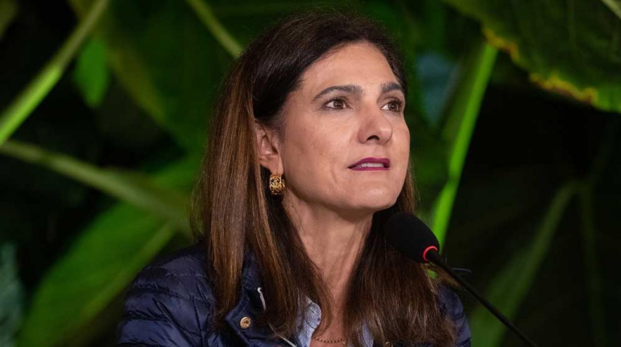 La Ministra de Transporte, Ángela María Orozco.