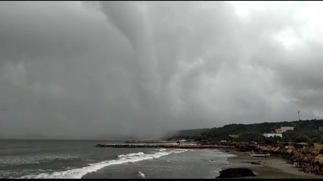 Tromba marina en Salgar. 