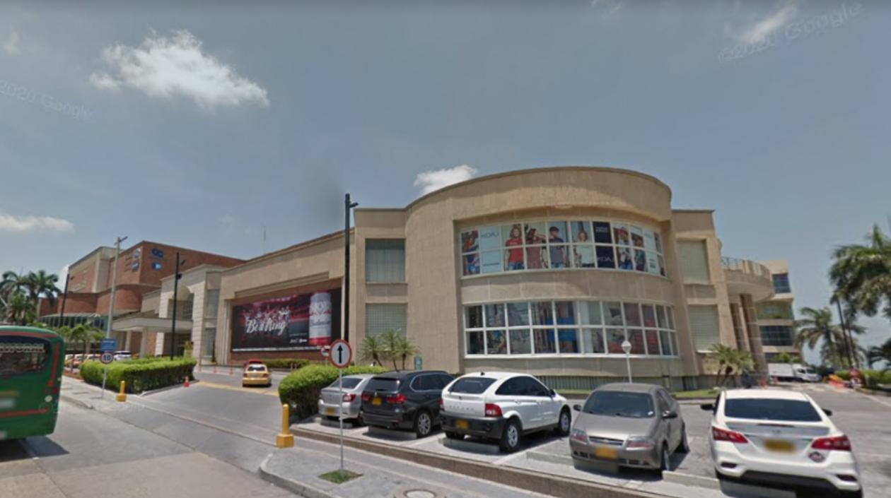 La joyería asaltada está ubicada al interior del centro comercial Buenavista I.