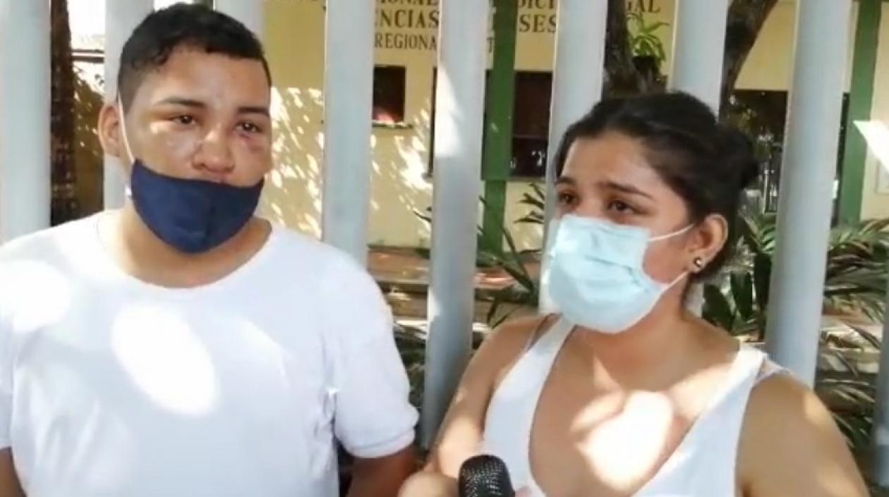 Carolina Guerrero y su novio. 