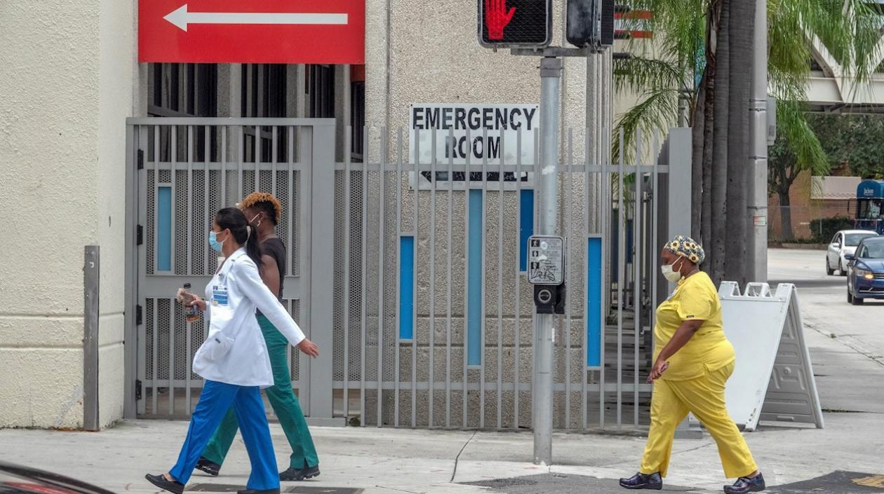 Hubo un repunte de los casos nuevos respecto al domingo de casi mil más.