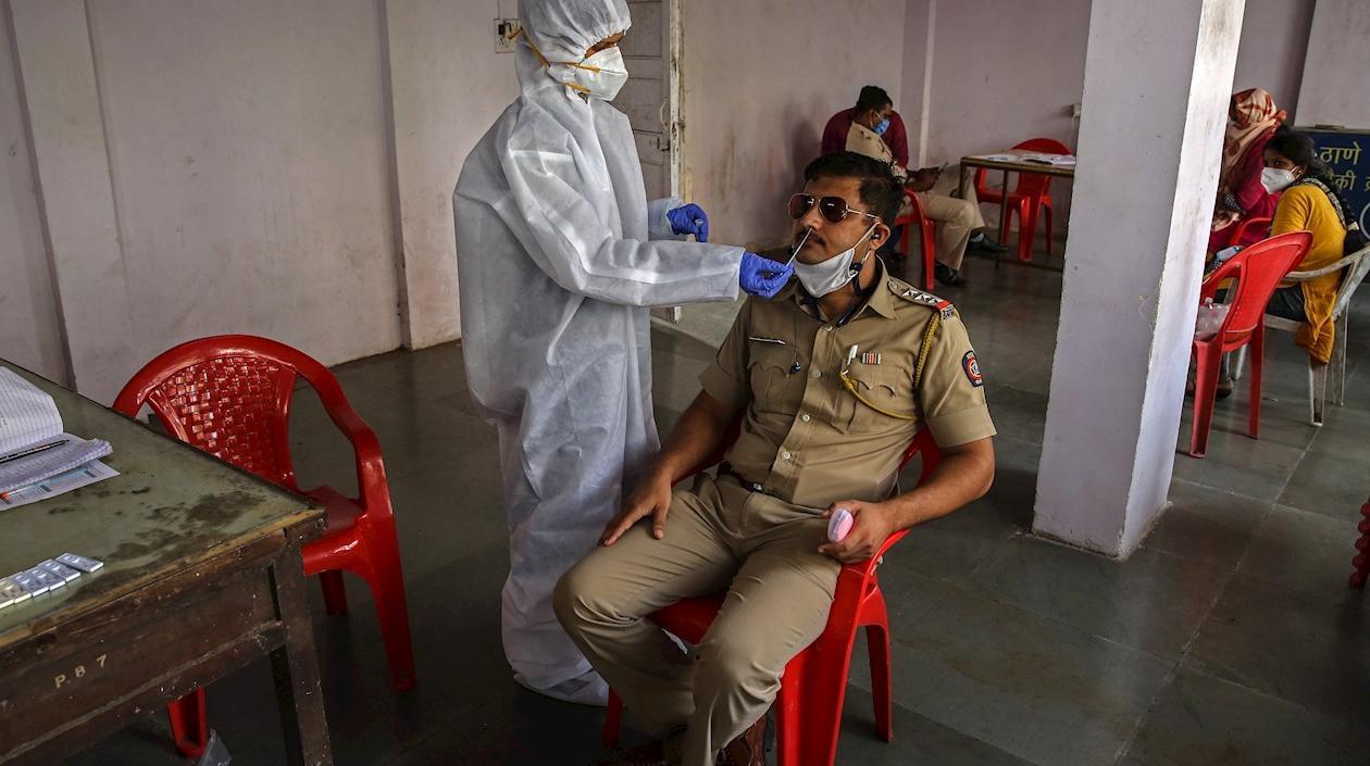 Covid-19 en el mundo sigue en aumento.