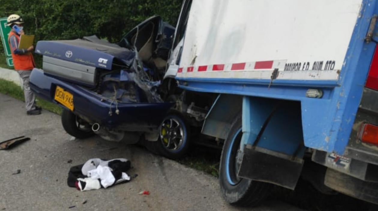 Así quedaron los vehículos tras el accidente.