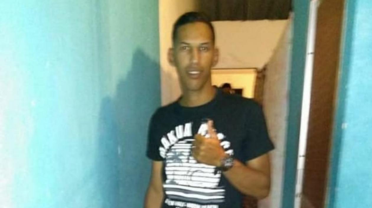 Héctor Eduardo Ylarraza Aponte.