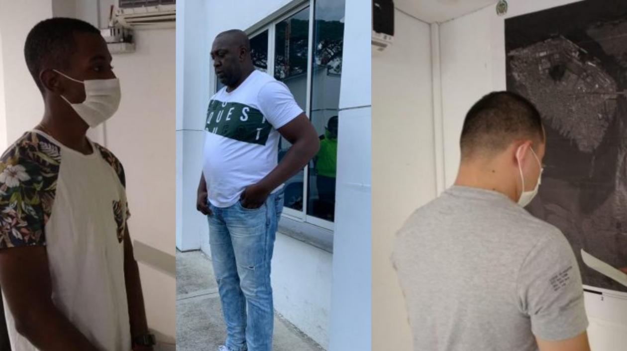 Los tres policías capturados y que fueron imputados por la Fiscalía. 