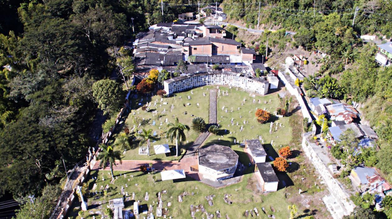 Cementerio Las Mercedes de Dabeiba, Antioquia.