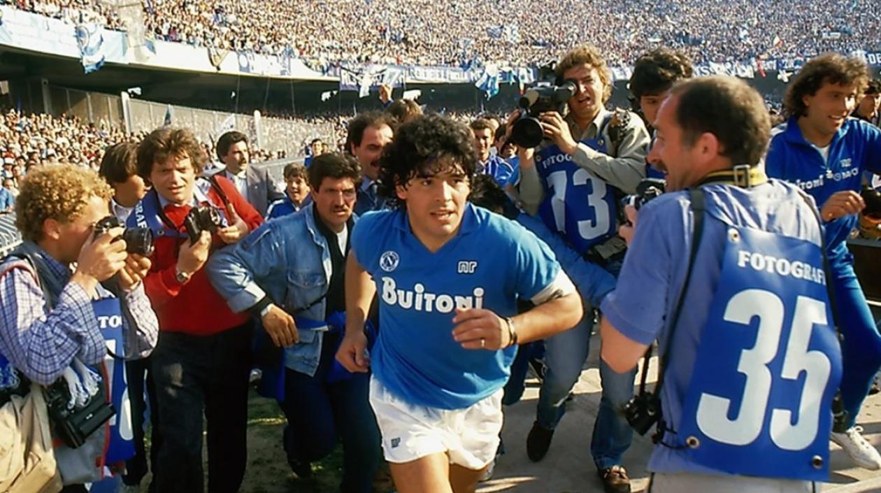 Diego Armando Maradona. 
