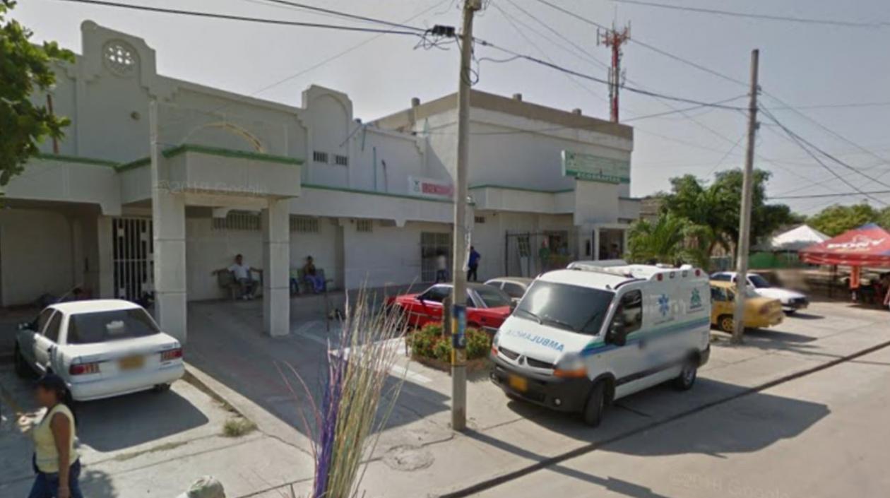 El hombre ingresó sin signos vitales a la Clínica San Ignacio. 