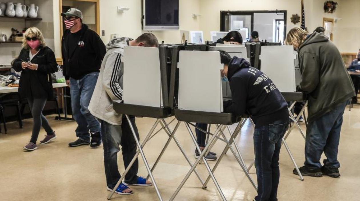 Campaña de Donald Trump pide reconteo de votos en Wisconsi