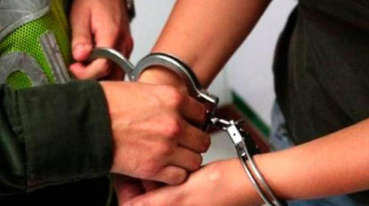 El hombre fue asegurado en centro carcelario.