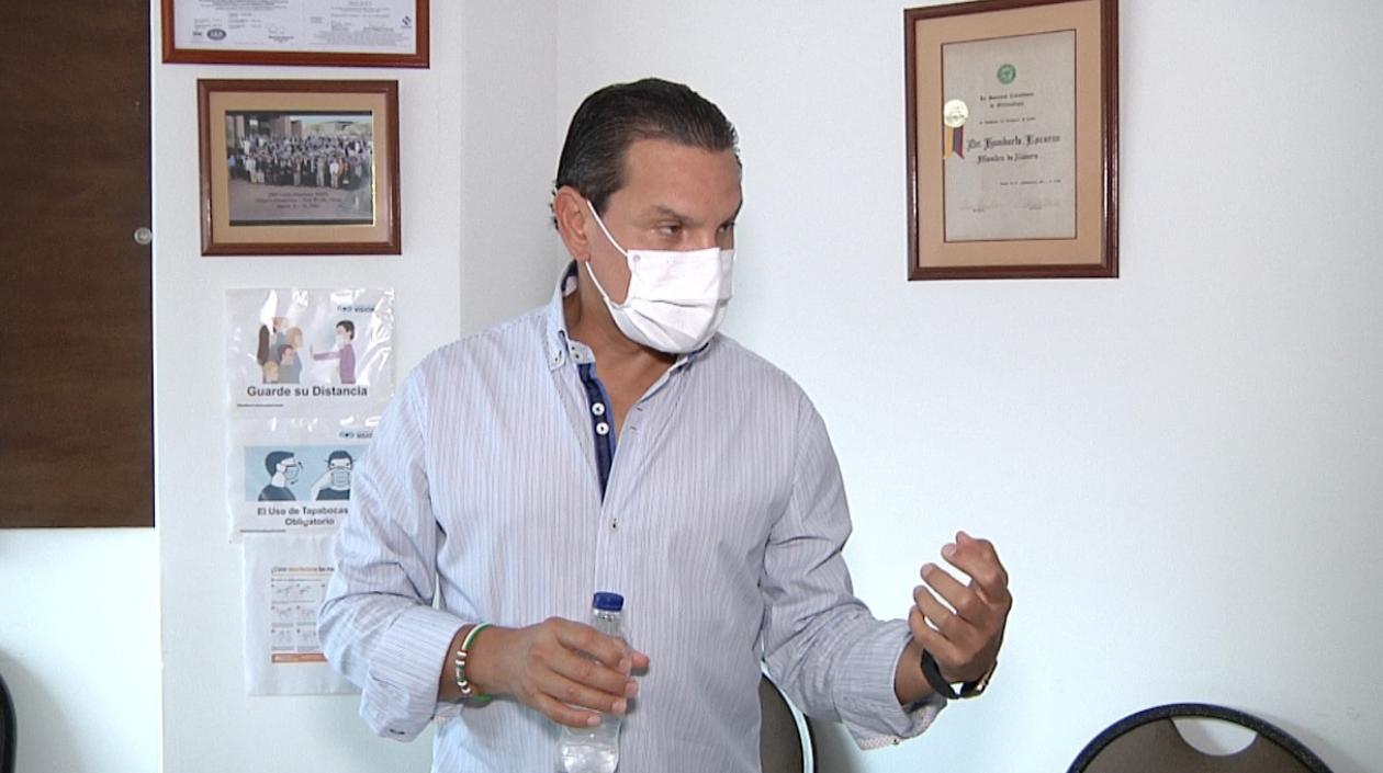 Humberto Scorza, director científico del Instituto de la Visión del Norte.