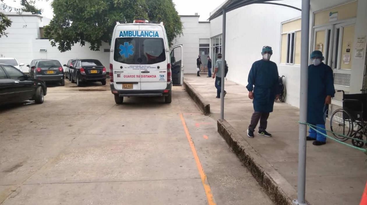 La víctima ingresó sin signos vitales a la Clínica Adela de Char de Soledad. 