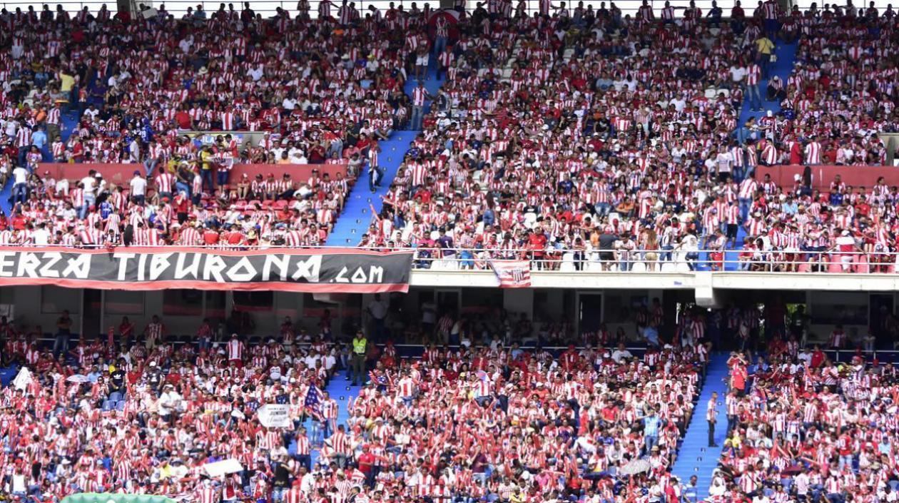 Los hechos ocurrieron en una de las cafeterías del Metropolitano.