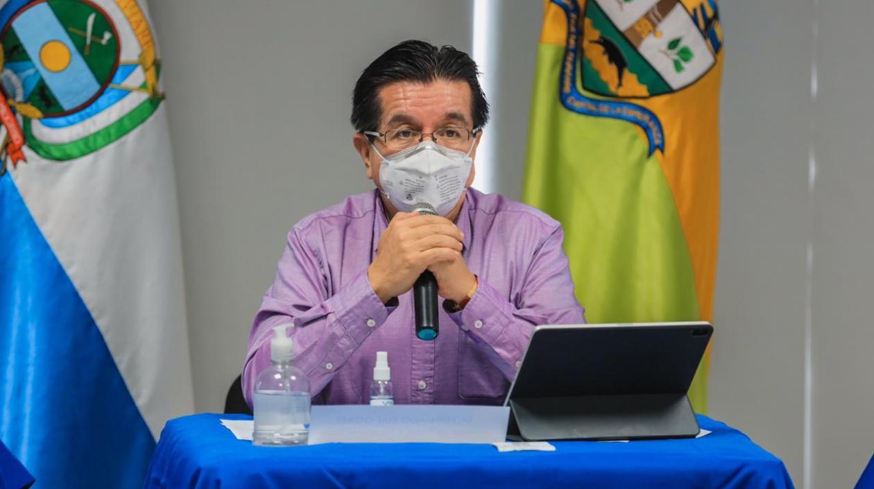 El Ministro de Salud, Fernando Ruiz.