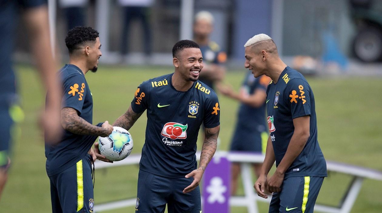 Roberto Firmino, Gabriel Jesús y Richarlison. 