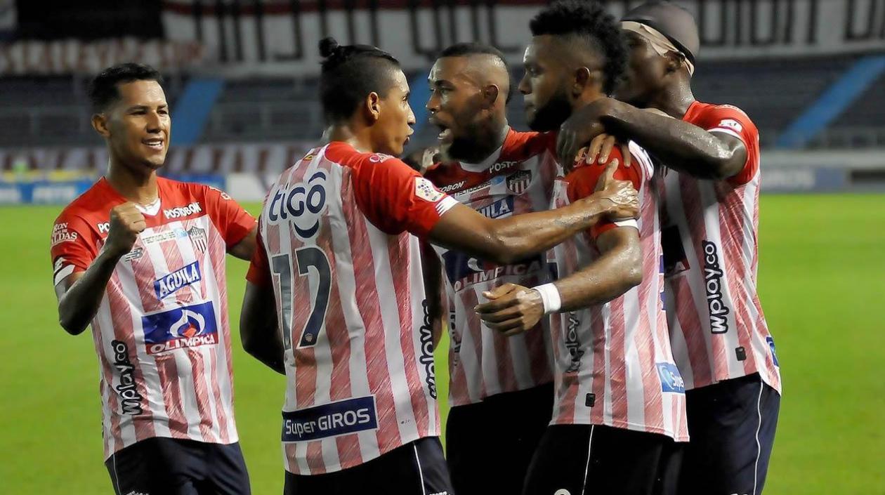 Junior inicia la lucha final por la décima. 