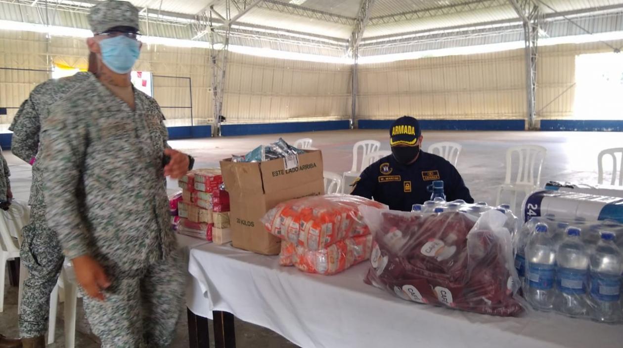 Parte de la ayuda que han reunido.