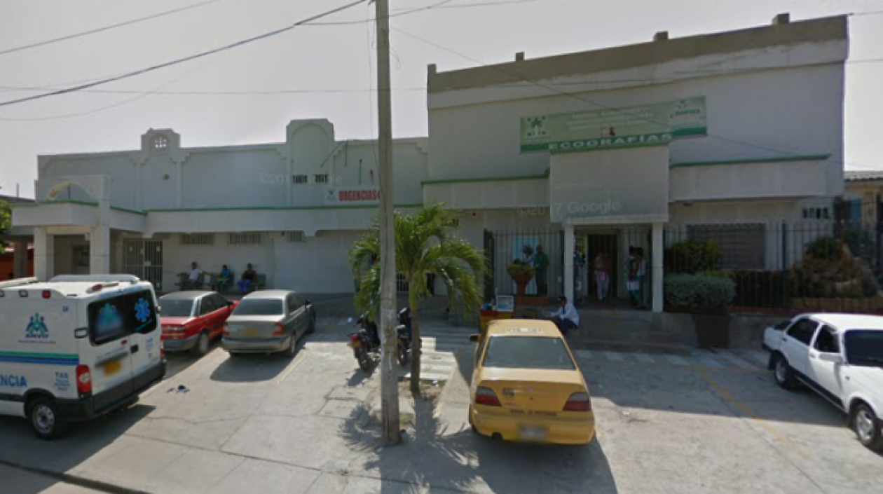 Clínica San Ignacio, a donde fueron llevados los dos jóvenes heridos. 