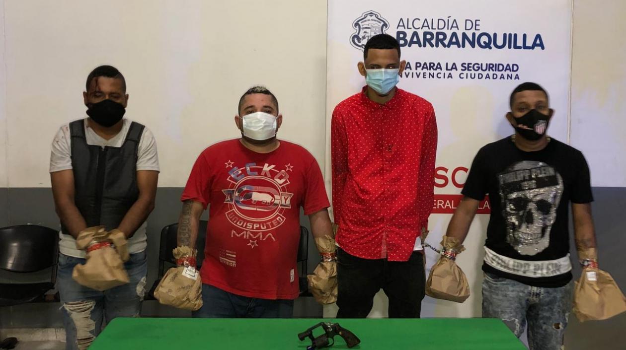 Los cuatro capturados fueron conducidos a la URI de la Fiscalía. 