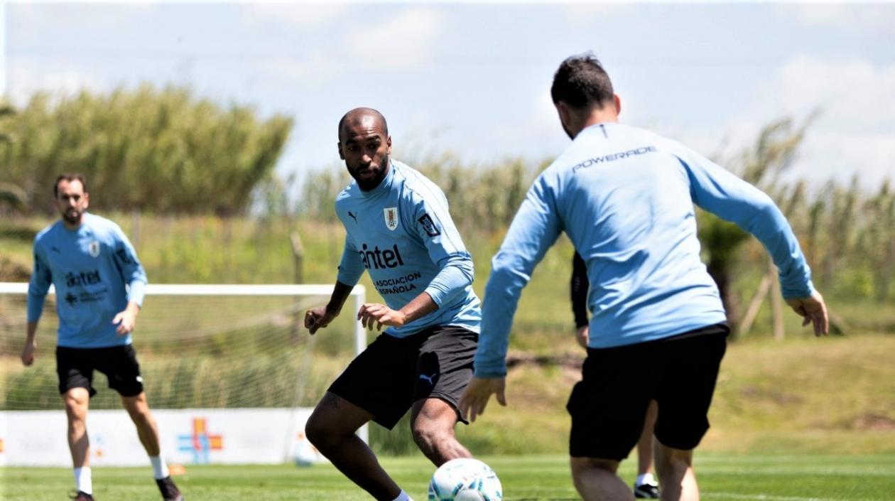Selección de Uruguay entrena en su sede. 