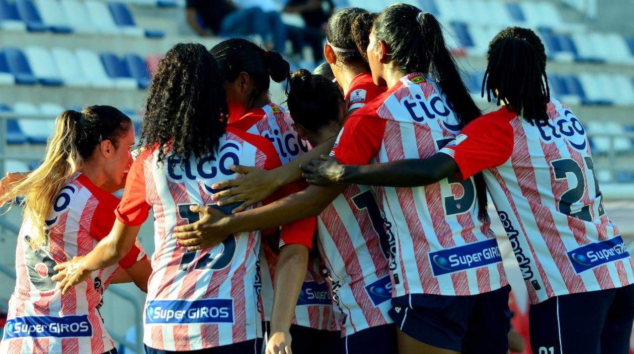 Jugadoras de las 'Tiburonas'.