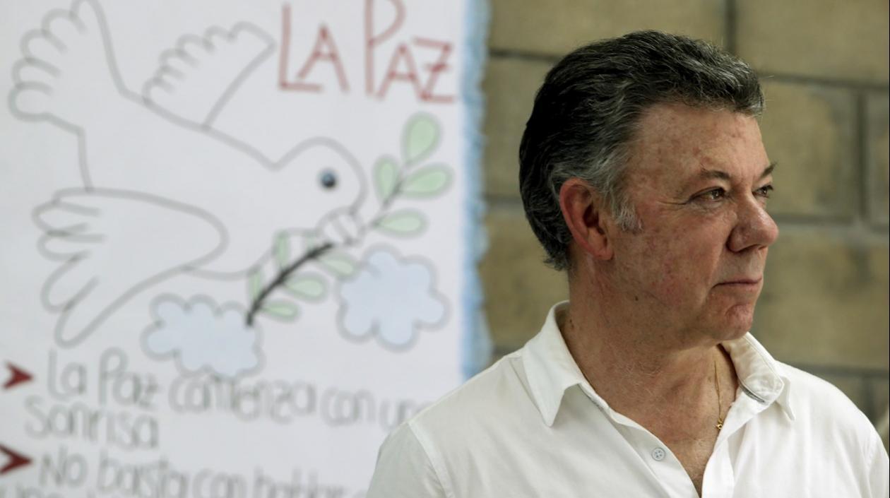Juan Manuel Santos, expresidente y Nobel de Paz.