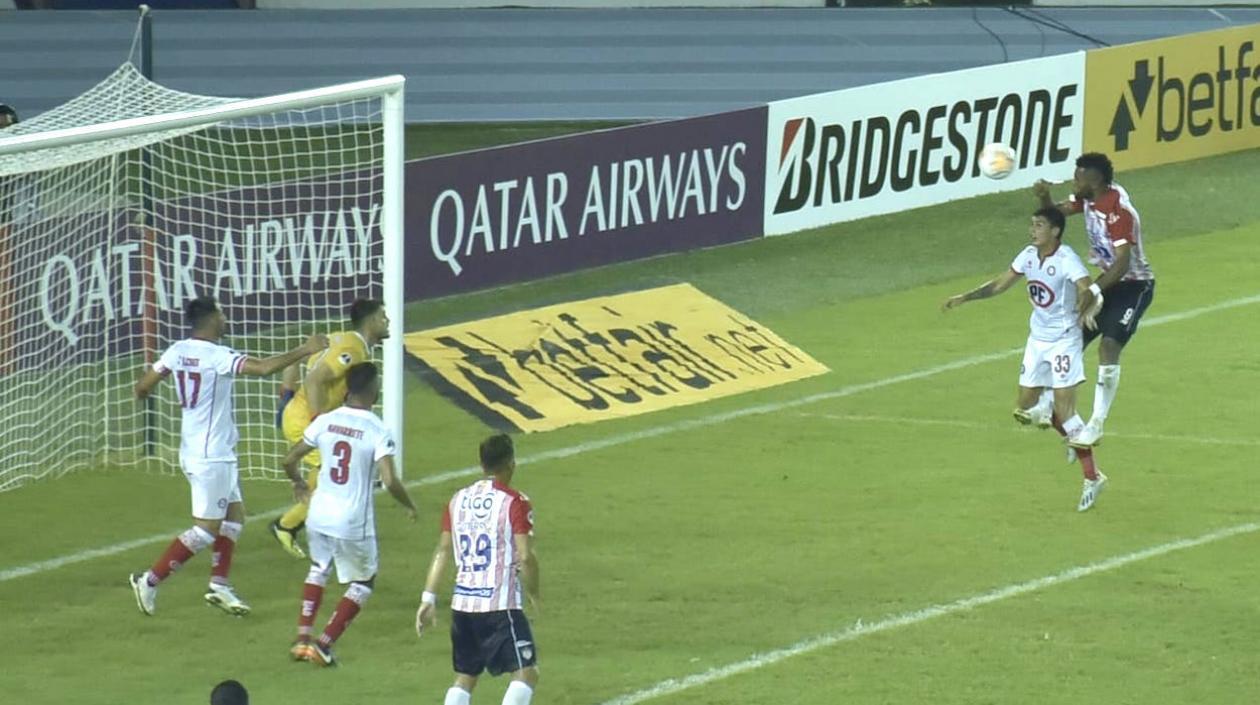 Cabezazo de Miguel Ángel Borja para la ventaja 2-1.