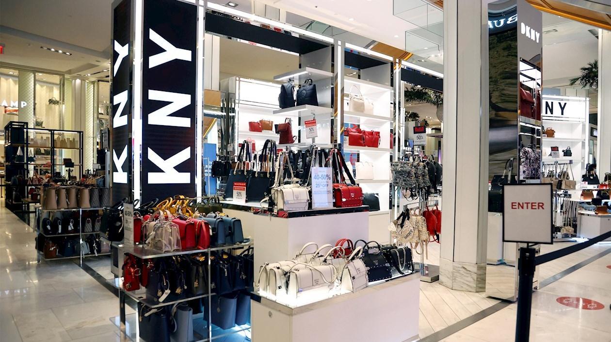 Los estadounidenses compraron toda clase de artículos por internet en el 'Black Friday'.