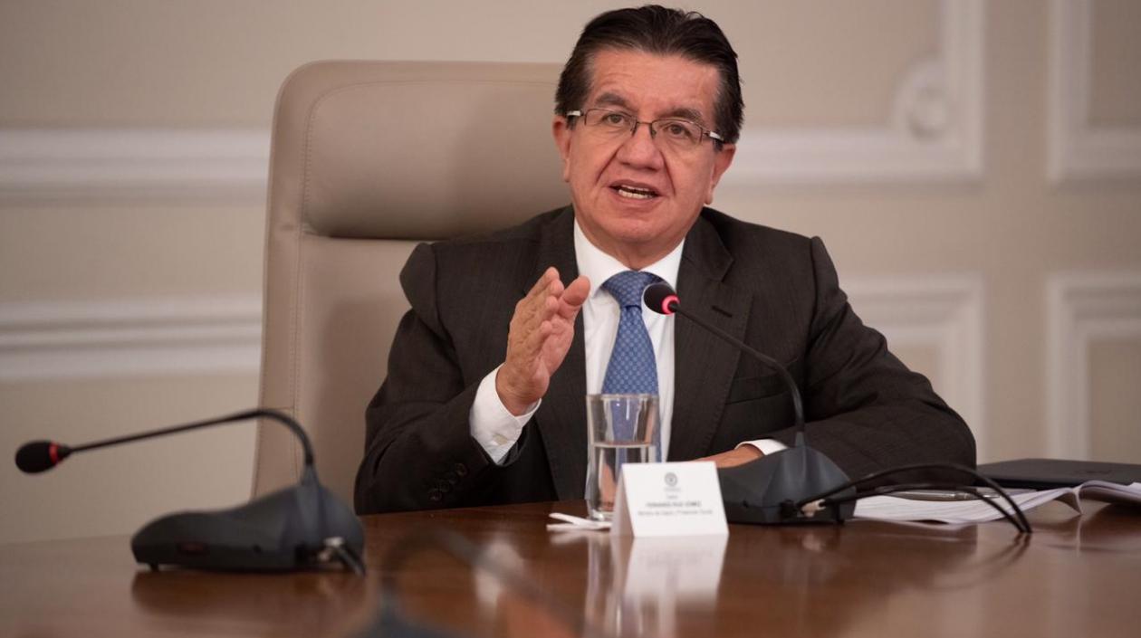 El Ministro de Salud, Fernando Ruiz.