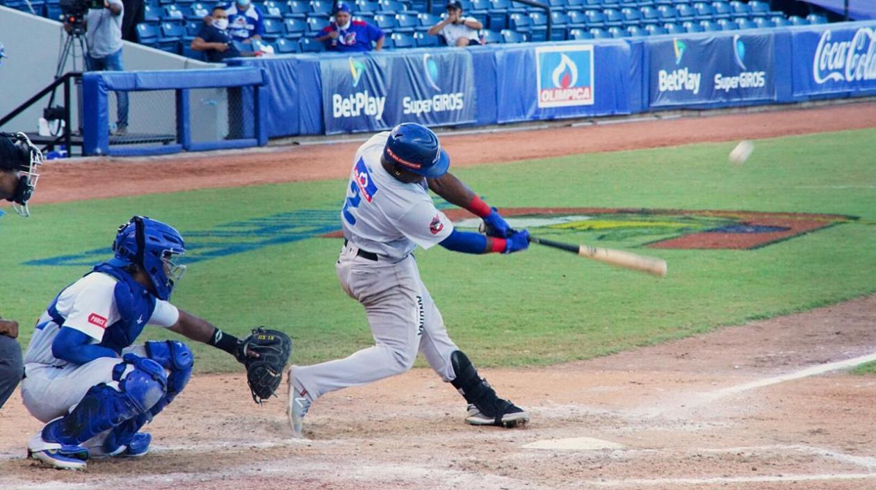 Momento del cuadrangular de Dilson Herrera.