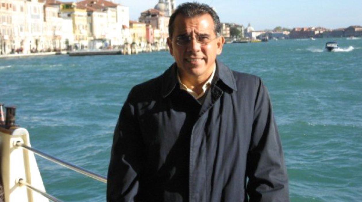 Carlos Julio Manzano Ocampo.