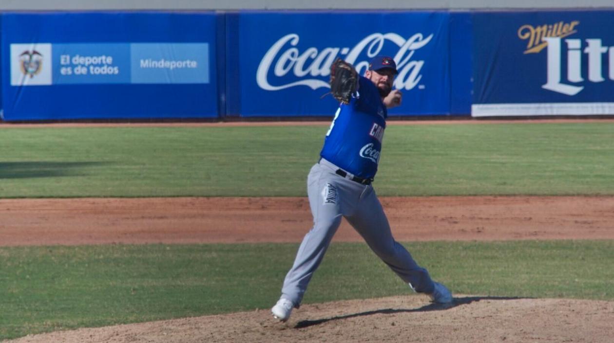 David Holmberg, lanzador ganador del juego.