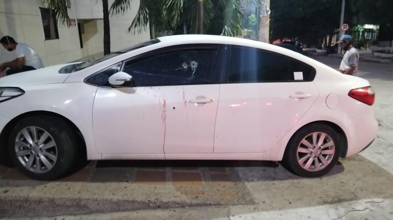 El vehículo en donde fue atacada la víctima