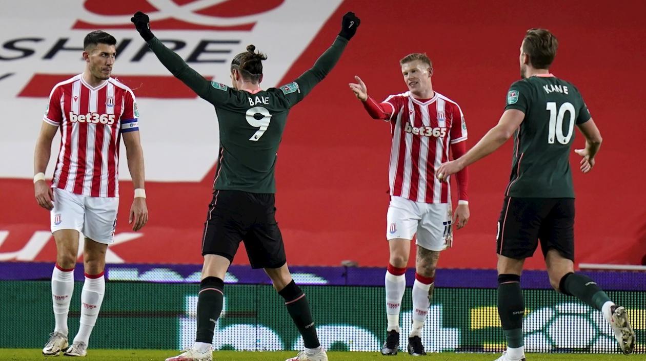 Gareth Bale celebra su anotación. 