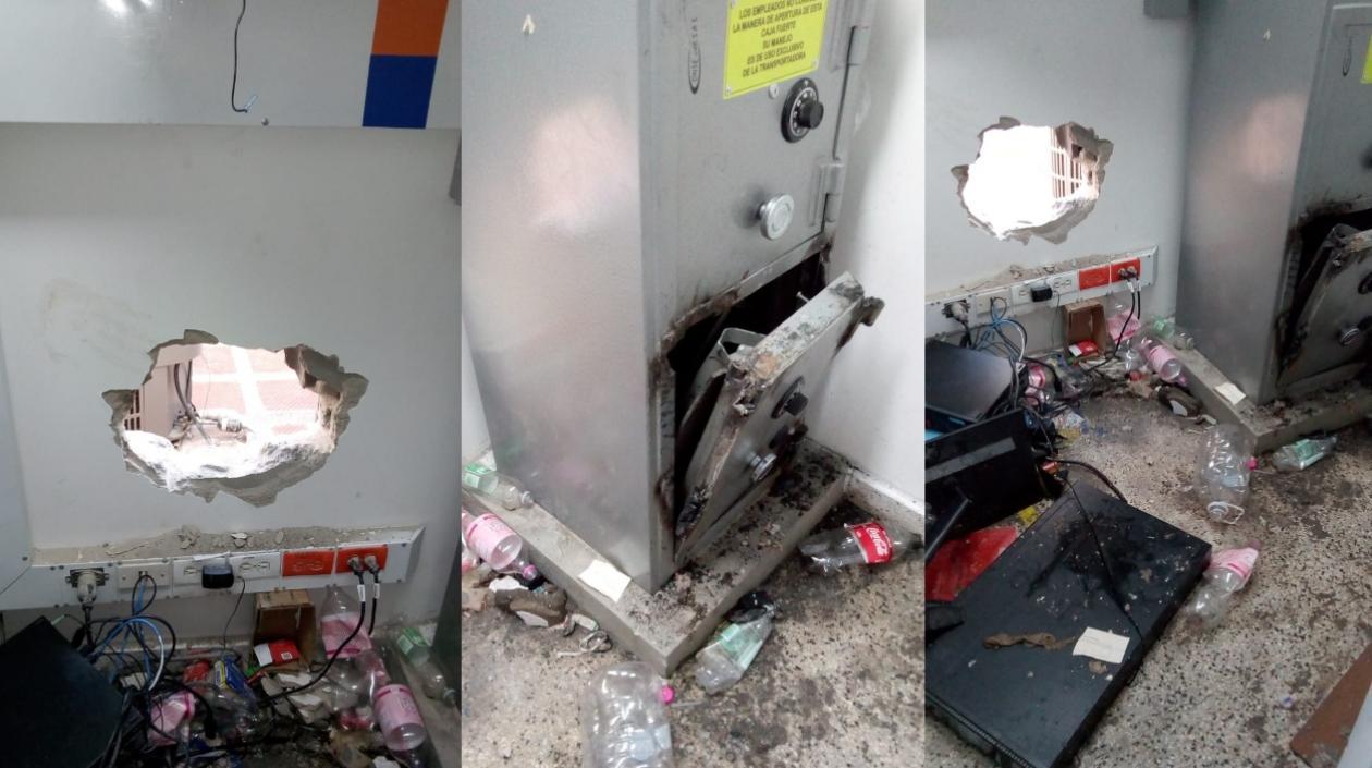 Los ladrones ingresaron por este hueco que hicieron en la pared y robaron el dinero de la caja fuerte. 